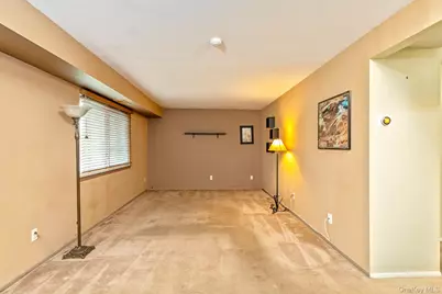 129 Pointe Circle N, Coram, NY 11727 - Photo 5