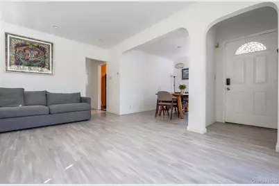 5312 Clearview Expressway, Oakland Gardens, NY 11364 - Photo 5