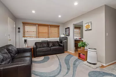 630 Fulton Street #T6, Farmingdale, NY 11735 - Photo 3