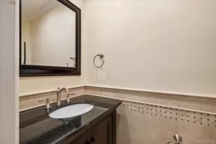 54 Stratford Green, Farmingdale, NY 11735 - Photo 5