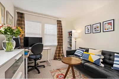 54 Stratford Green, Farmingdale, NY 11735 - Photo 15