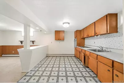44 Maple Drive, Amityville, NY 11701 - Photo 29