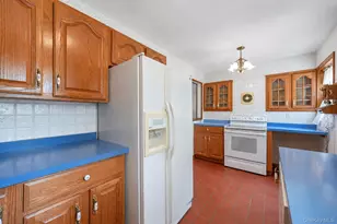 44 Maple Dr, Amityville, NY 11701 - Photo 17
