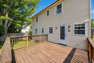 44 Maple Dr, Amityville, NY 11701 - Photo 33