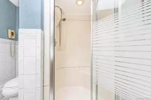 44 Maple Dr, Amityville, NY 11701 - Photo 21