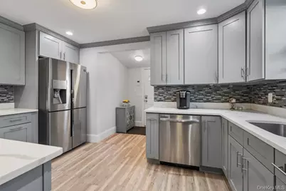 9 George Street #lower, Glen Cove, NY 11542 - Photo 17