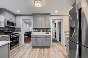 9 George St, Glen Cove, NY 11542 - Photo 15