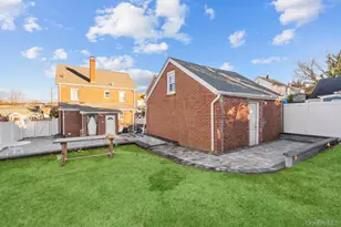 9 George St, Glen Cove, NY 11542 - Photo 29