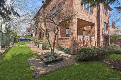 17203 35th Avenue, Flushing, NY 11358 - Photo 39