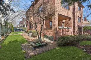 172-03 35th Ave, Flushing, NY 11358 - Photo 39