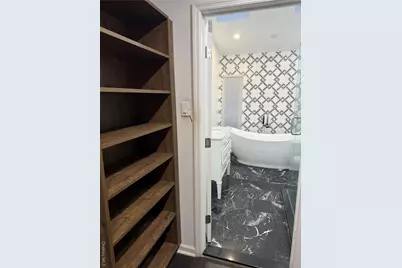 731 Hungry Harbor Road, Valley Stream, NY 11581 - Photo 3