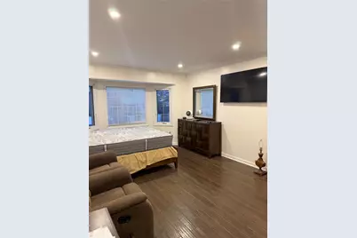 731 Hungry Harbor Road, Valley Stream, NY 11581 - Photo 5