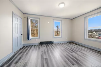 282 Greenvale Avenue, Yonkers, NY 10703 - Photo 13