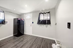 282 Greenvale Ave, Yonkers, NY 10703 - Photo 15