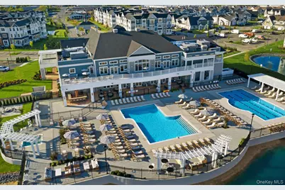 31201 Spruce Pond Circle, Plainview, NY 11803 - Photo 39