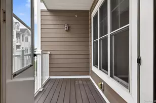 31201 Spruce Pond Cir, Plainview, NY 11803 - Photo 37