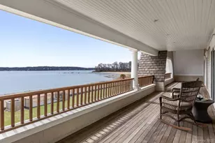 33 Beach Rd, Northport, NY 11768 - Photo 29