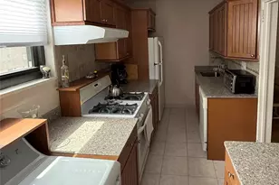 21-38 202nd St, Bayside, NY 11360 - Photo 15