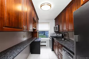 138-35 Jewel Ave, Kew Gardens, NY 11367 - Photo 15