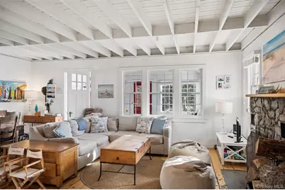 6 Private Row, Hampton Bays, NY 11946 - Photo 3