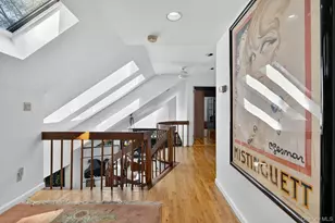 9 Applegreen Dr, Old Westbury, NY 11568 - Photo 23