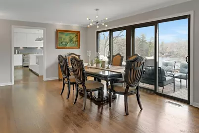 83 Burning Tree Rd, Greenwich, CT 06830 - Photo 7
