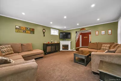 78-33 64th Street, Glendale, NY 11385 - Photo 3