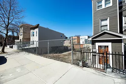 615 Mead Street, Bronx, NY 10460 - Photo 5