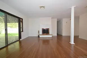 16 Hunter Pl, Smithtown, NY 11787 - Photo 7
