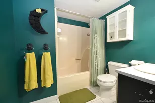 16 Hunter Pl, Smithtown, NY 11787 - Photo 13