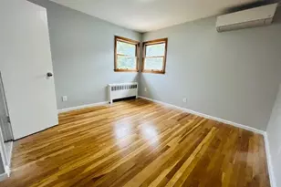 38 Evelyn Ln, Syosset, NY 11791 - Photo 7