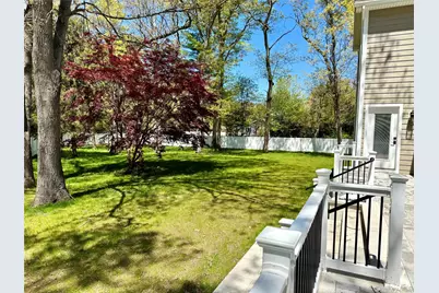 654 Caledonia Road, Dix Hills, NY 11746 - Photo 35