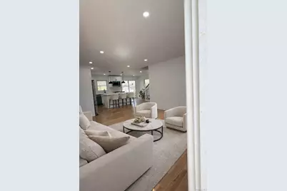 207 Wright Street, Westbury, NY 11590 - Photo 3