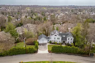 80 Deerhurst Rd, Scarsdale, NY 10583 - Photo 3