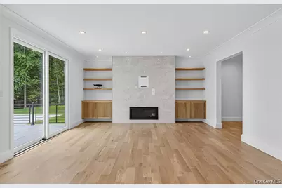 32 Pine Road, Syosset, NY 11791 - Photo 9