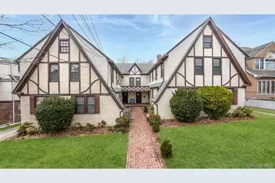 4320 Hamilton Place, Little Neck, NY 11363 - Photo 1