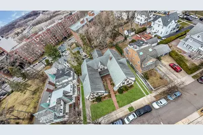 4320 Hamilton Place, Little Neck, NY 11363 - Photo 15