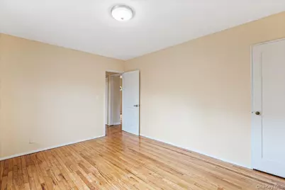 246-10 57 Drive #481, Douglaston, NY 11362 - Photo 15