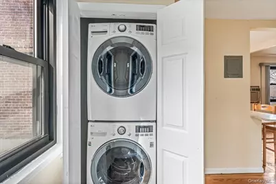 246-10 57 Drive #481, Douglaston, NY 11362 - Photo 11