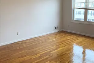 15-47 209th St, Bayside, NY 11360 - Photo 9