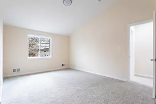 1260 Richmond Ave, New York, NY 10314 - Photo 17