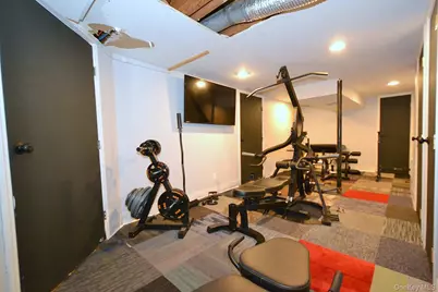 3 Chuck Court, Port Jefferson, NY 11777 - Photo 21