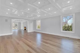 541 Split Rock Rd, Syosset, NY 11791 - Photo 11