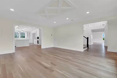 541 Split Rock Road, Syosset, NY 11791 - Photo 25