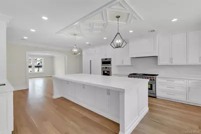 541 Split Rock Road, Syosset, NY 11791 - Photo 21