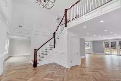 541 Split Rock Road, Syosset, NY 11791 - Photo 9