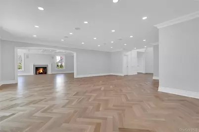 541 Split Rock Road, Syosset, NY 11791 - Photo 13