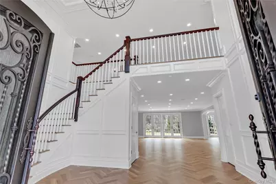 541 Split Rock Road, Syosset, NY 11791 - Photo 5