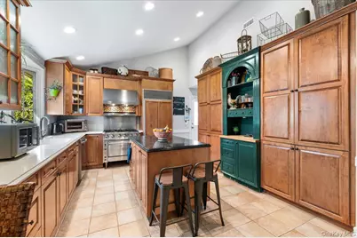 277 W Neck Road, Huntington, NY 11743 - Photo 11