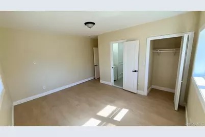 3295 Parkway Drive, Baldwin, NY 11510 - Photo 13